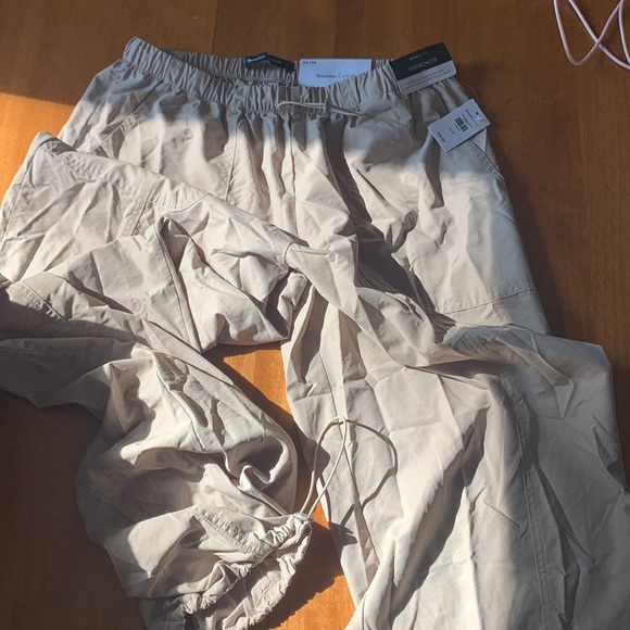 bluenotes parachute pants size medium - Picture 3 of 3